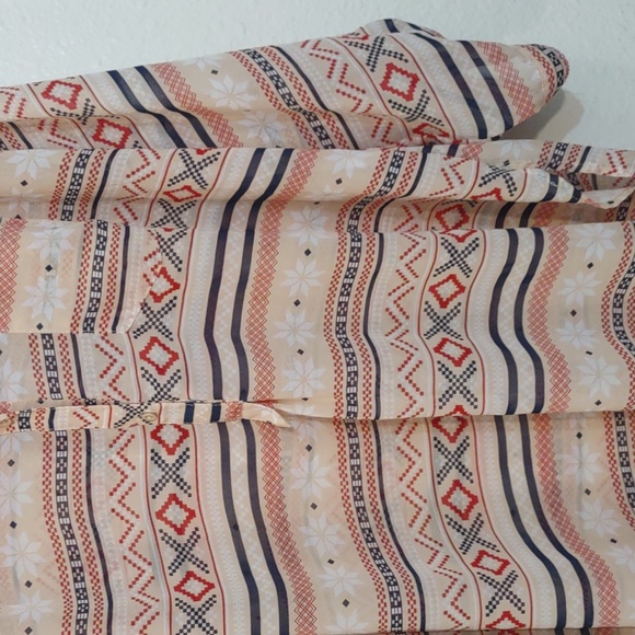 USED KIKI LA RUE PATTERN SHIRT 100% POLYESTER SIZE L - Picture 6 of 13